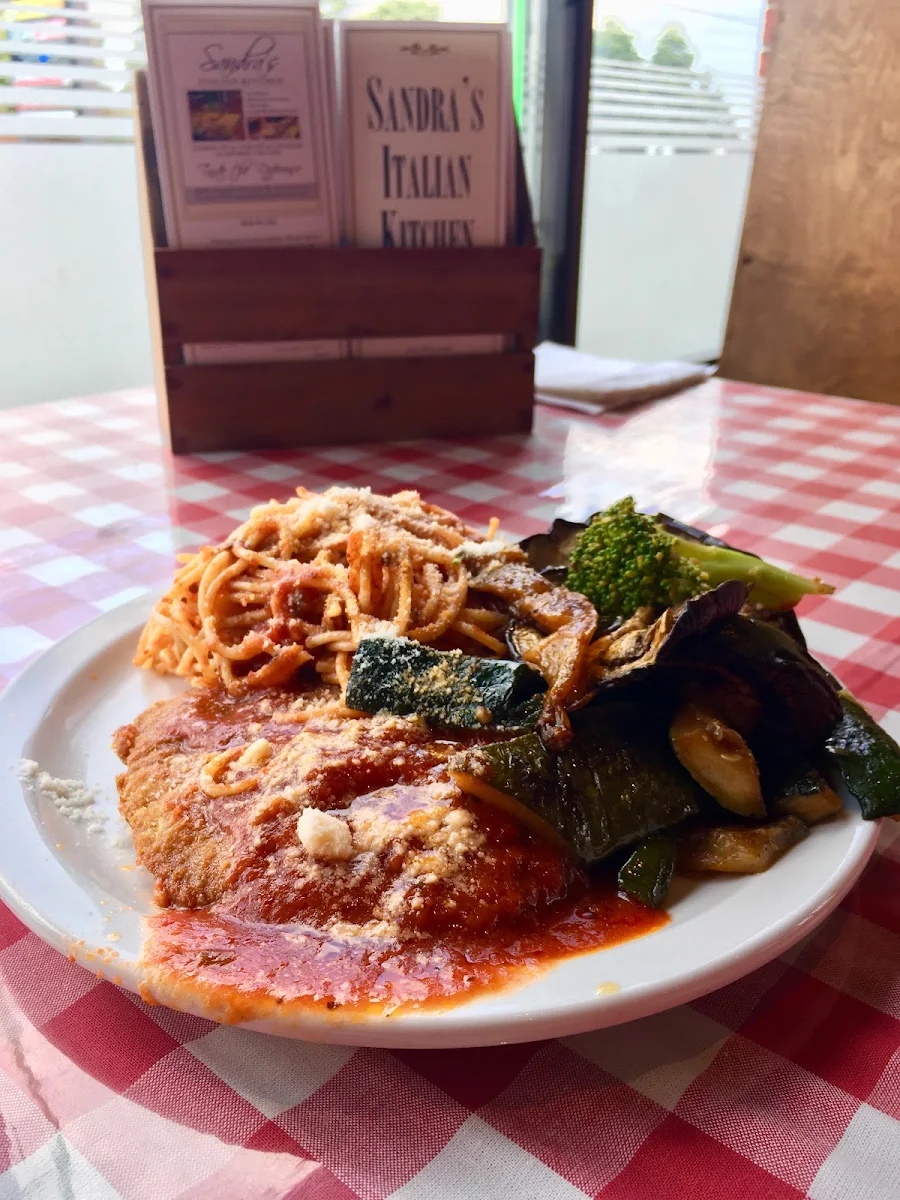 Veal Parmigiana & Pasta Plate