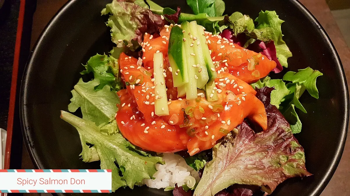 Spicy Salmon Sashimi