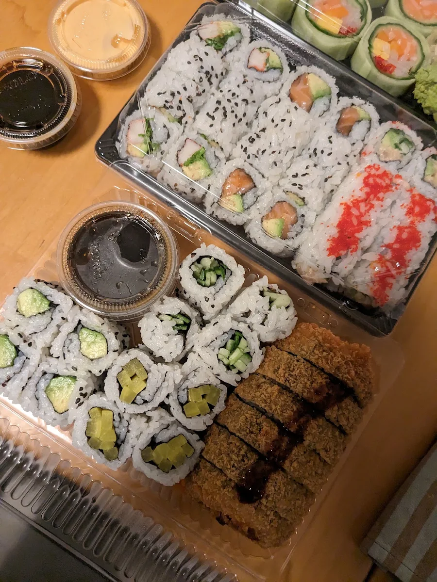 Hosomakis Et Dragon Roll