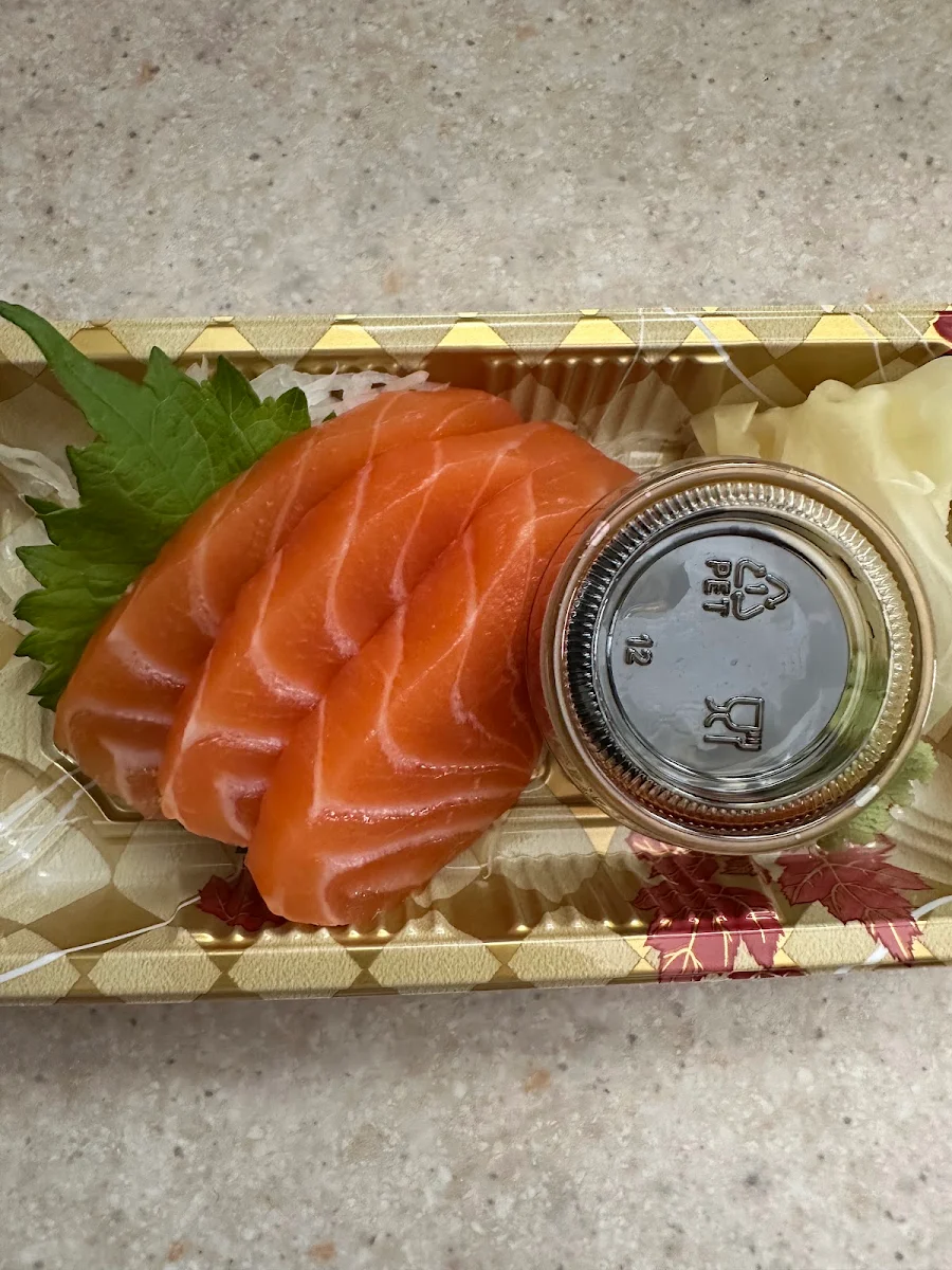 Sake Salmon Sashimi 3 pcs