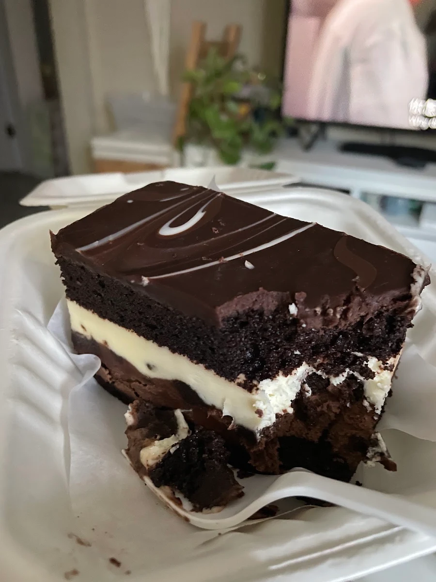 Chocolate Cake Cream Cheese