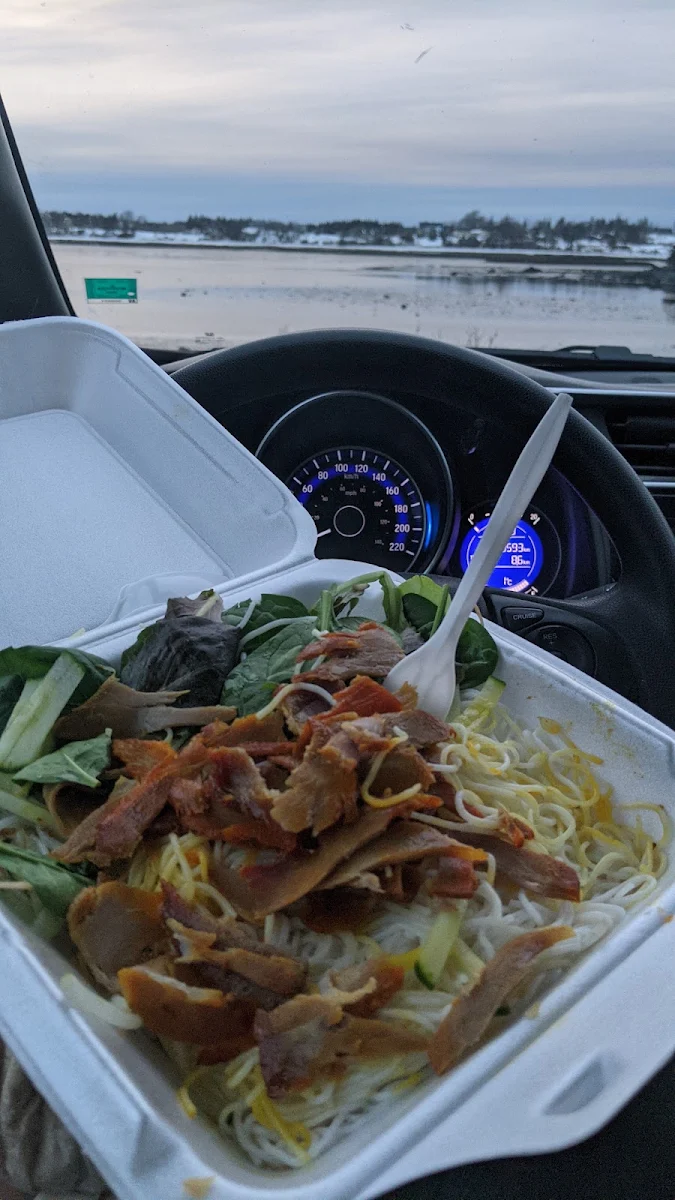 Vermicelli Noodles with Pork