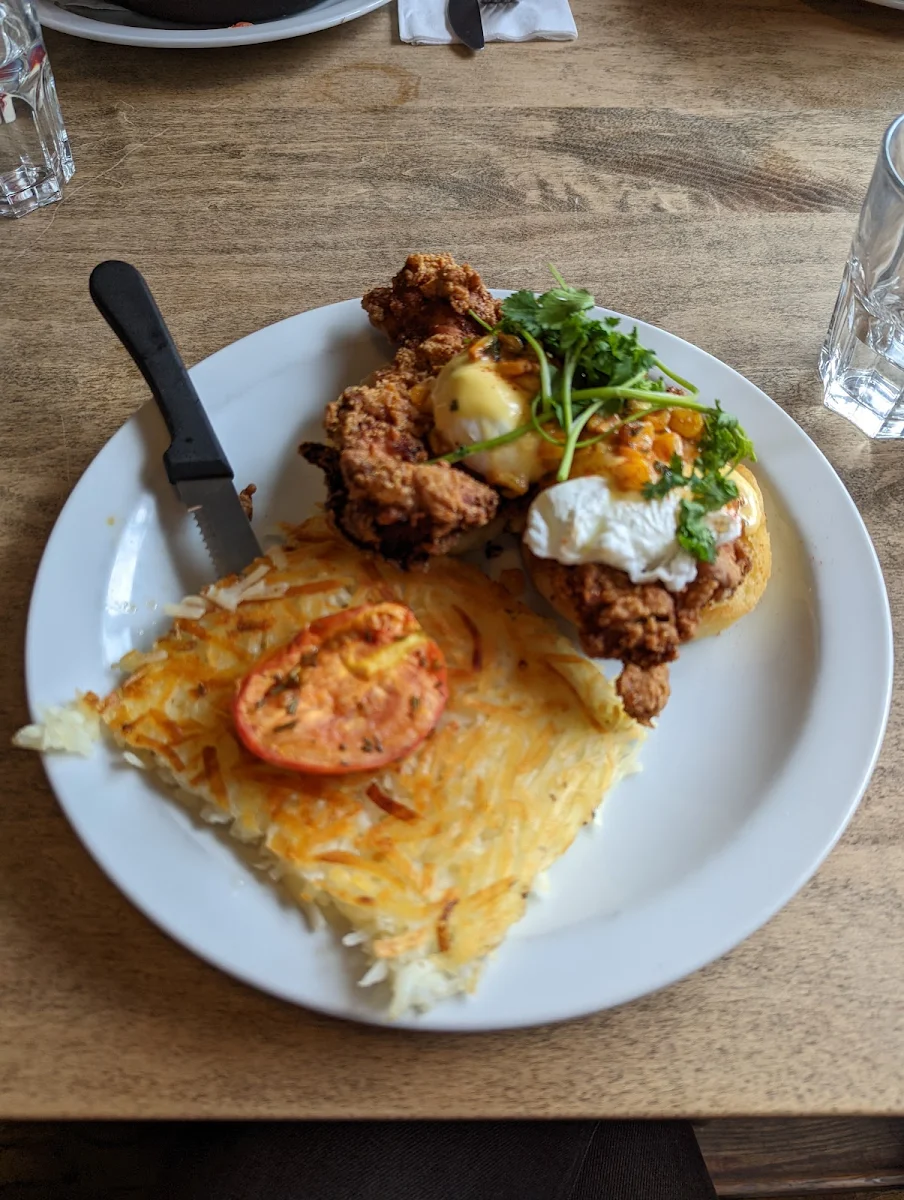 Fried Chicken Eggs Benedict