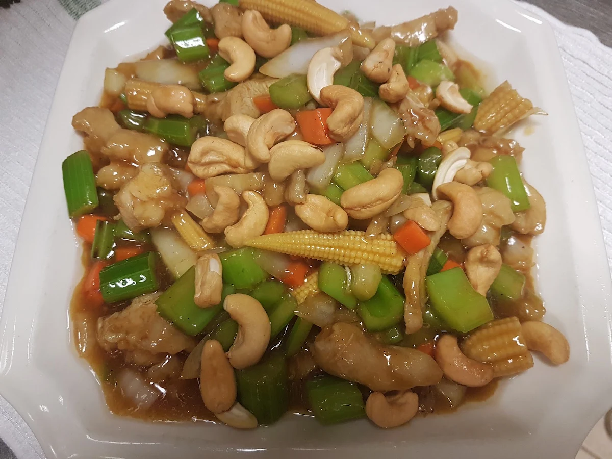 Cashew Chicken
