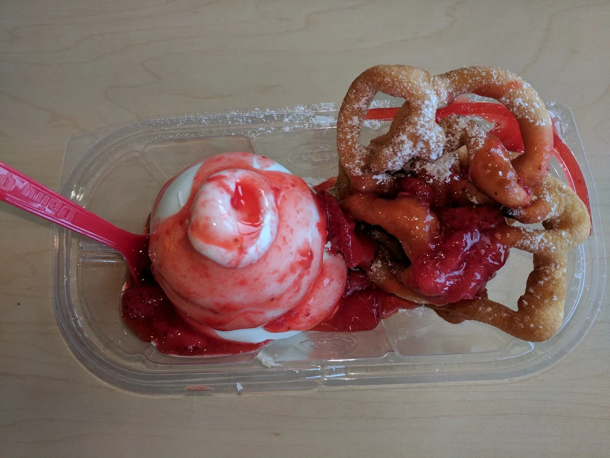 Funnel Cake á La Mode