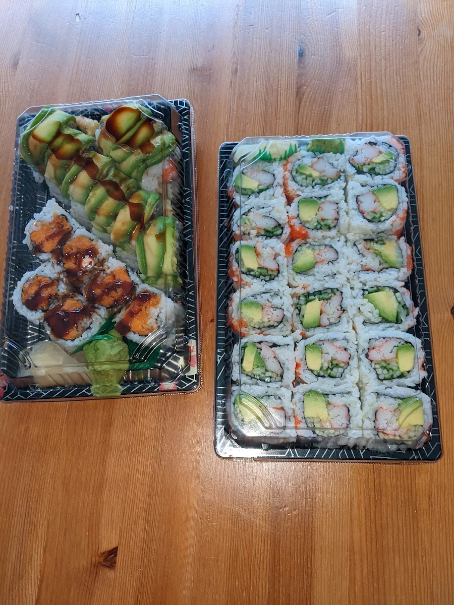 Green Dragon Roll 8pcs