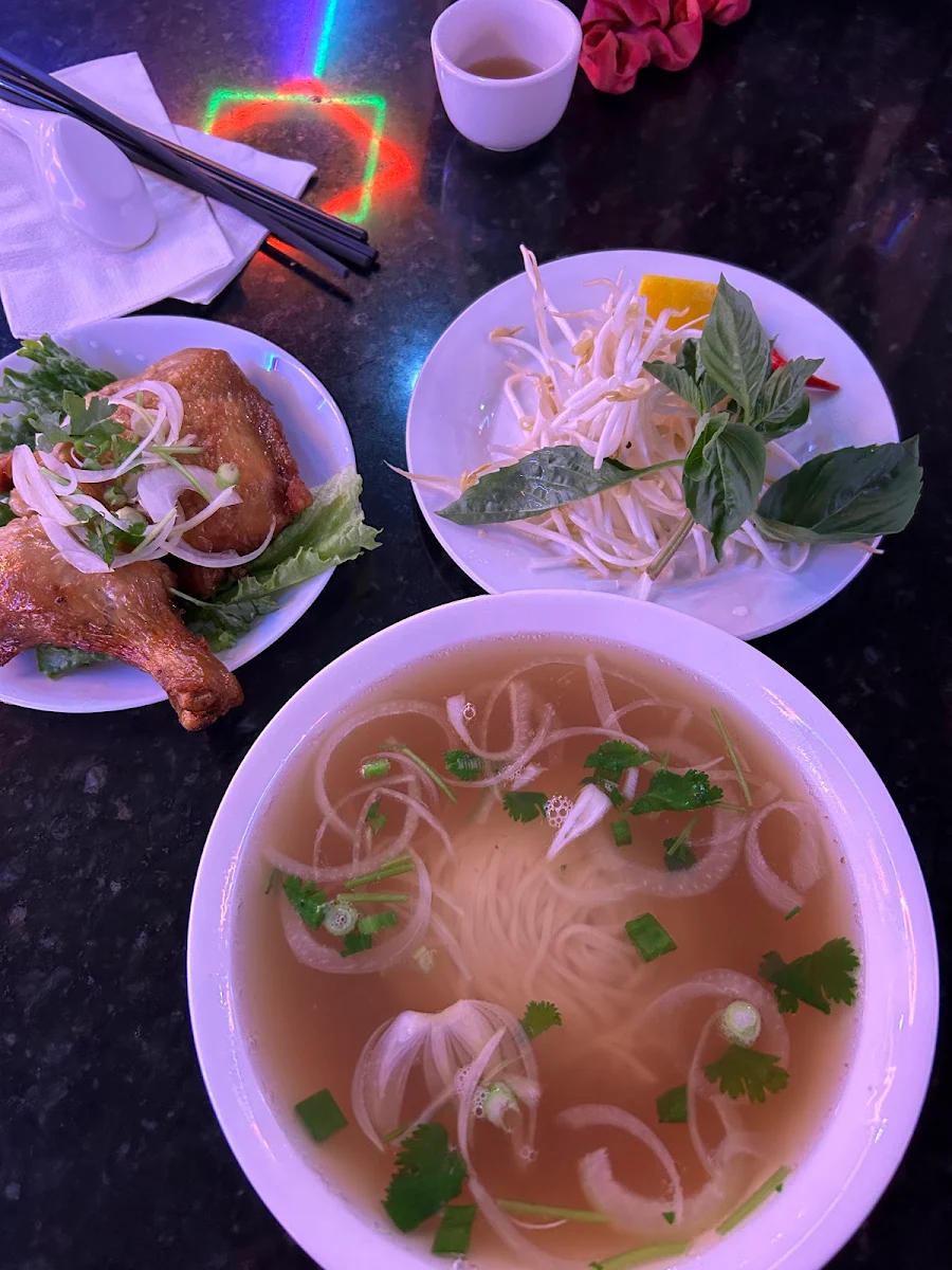Phở Long Đặc Biệt House Special