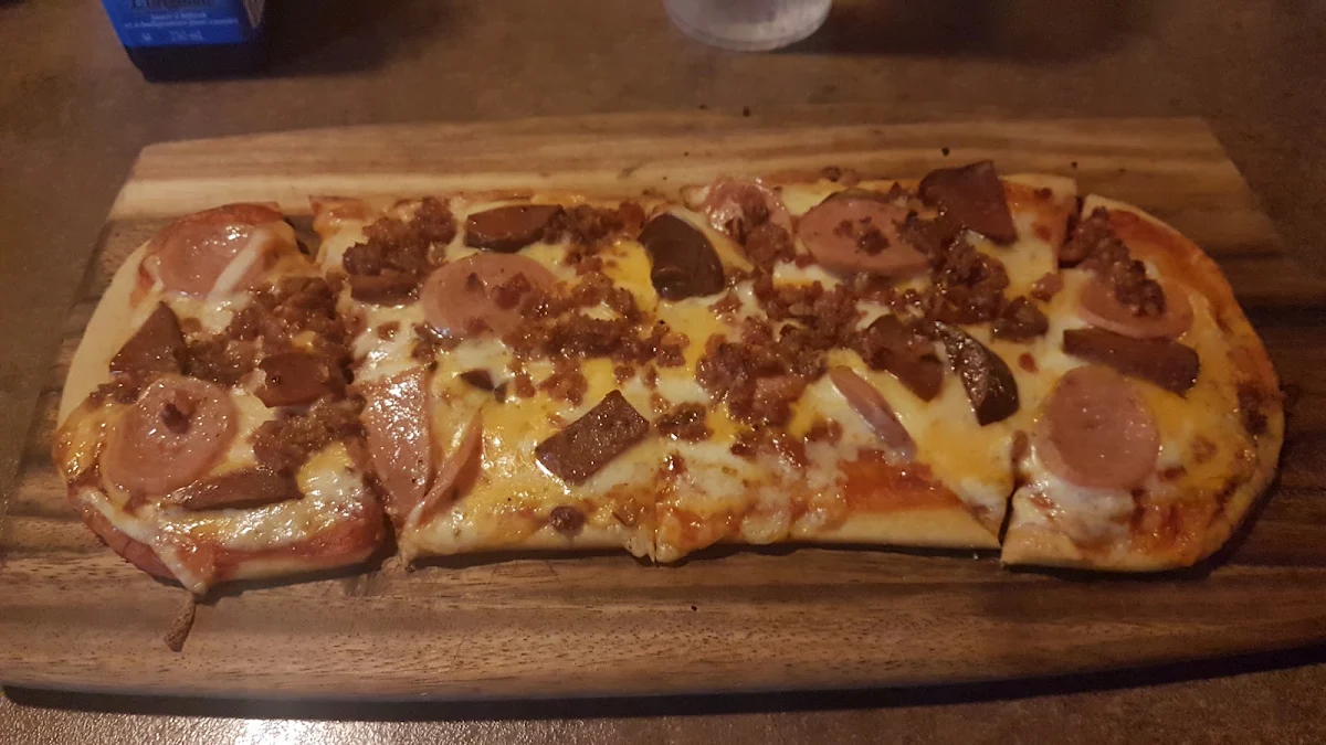 Old Port Pizza Meatlovers