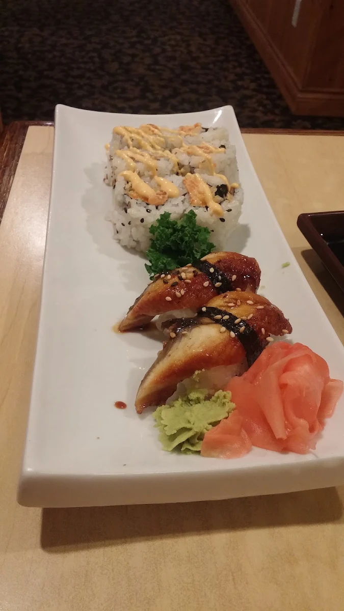 Spicy Salmon Roll