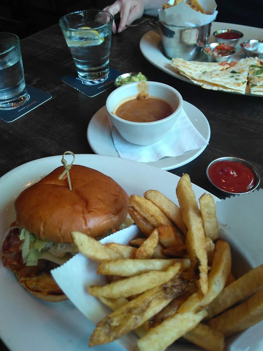 Crispy Chicken Burger with Gravy