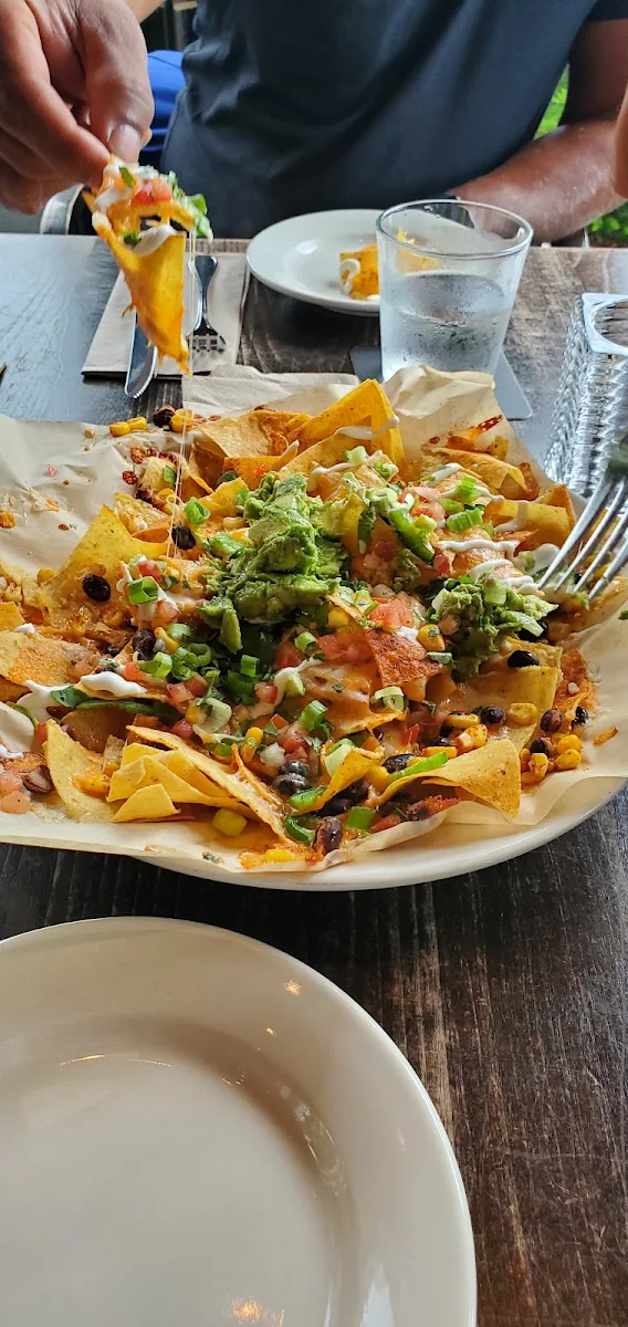 Housemade Guacamole & Chips
