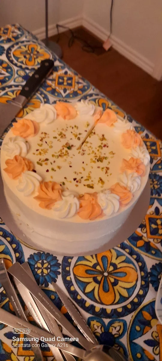 Vanilla Pistachio Cake