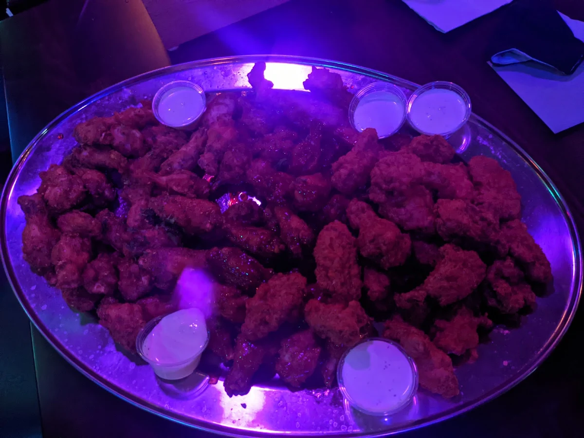 80 Wing Platter