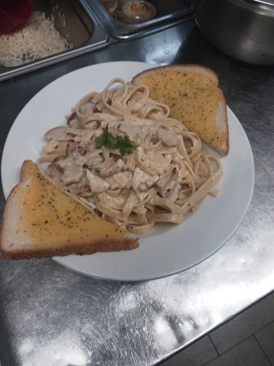 Chicken Alfredo