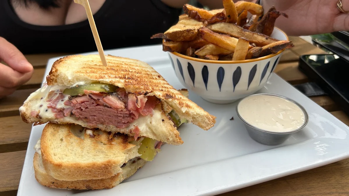 Grilled Cheese Smoked Meat Sandwich