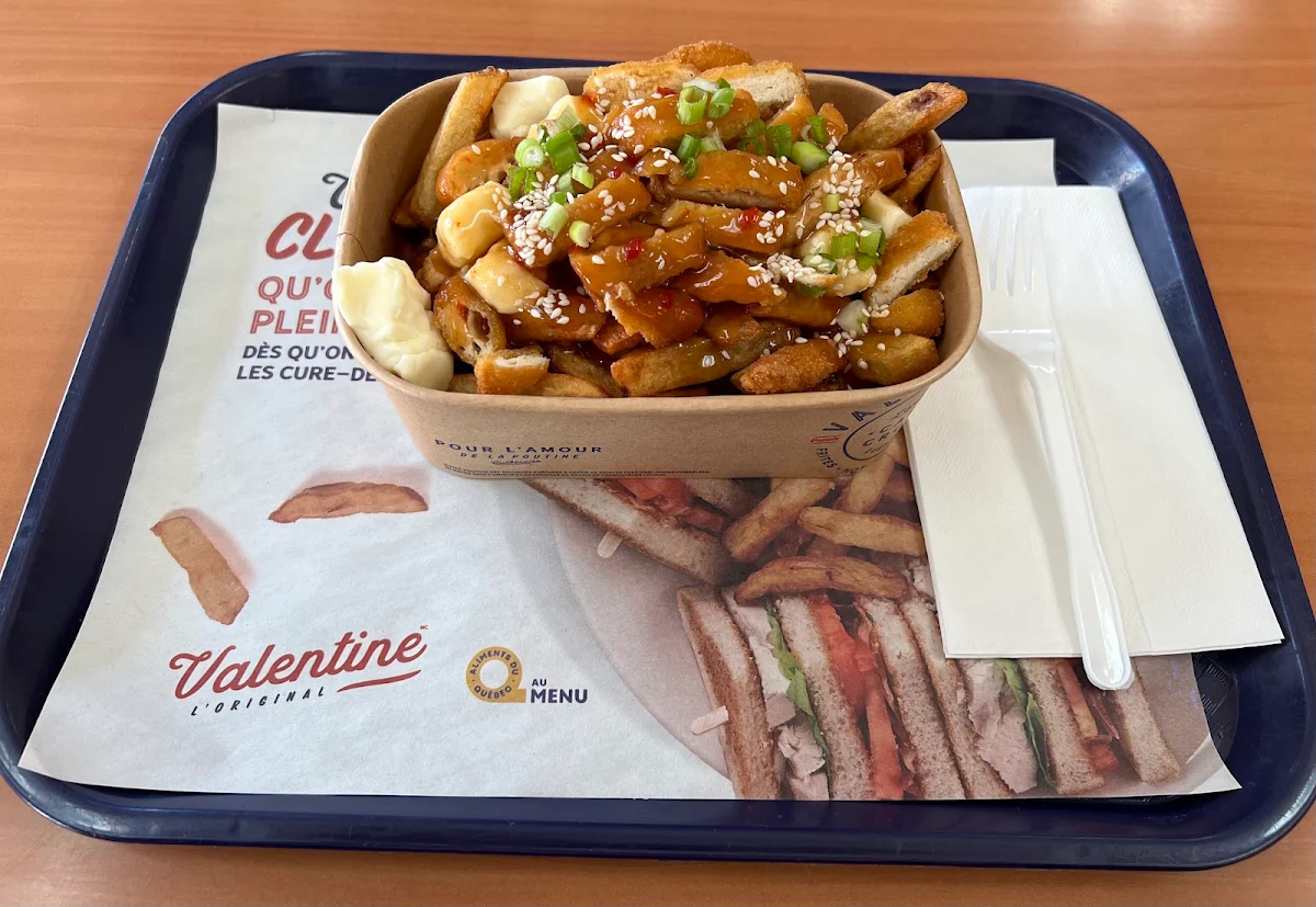 Thai Chicken Poutine