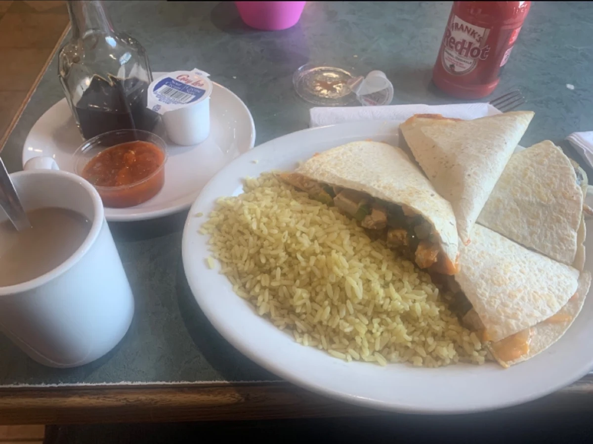 Quesadilla & Rice