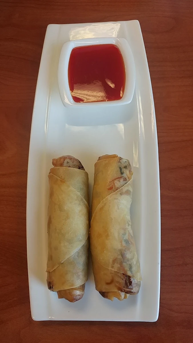 Spring Rolls, Dan Dan Asian Diner