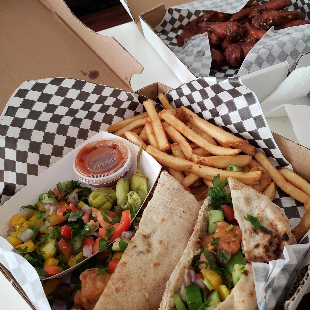 Cauliflower Pita Combo