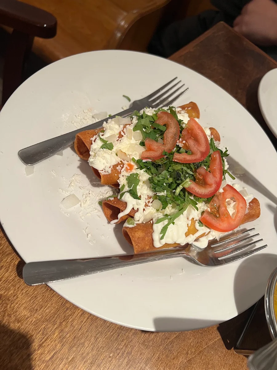 Flautitas, El Delicioso MTL