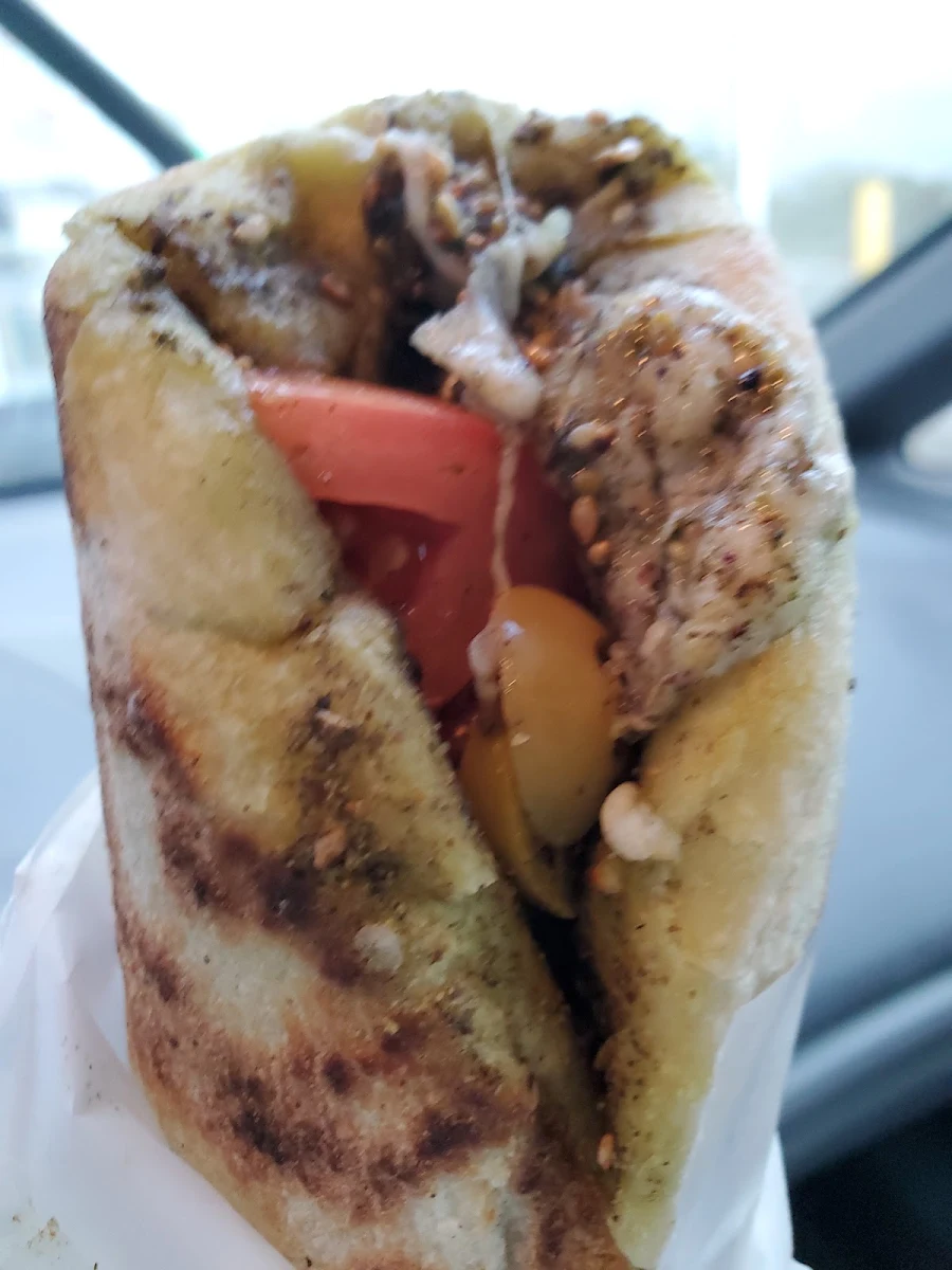 Za'Tar with Ment and Green Olives