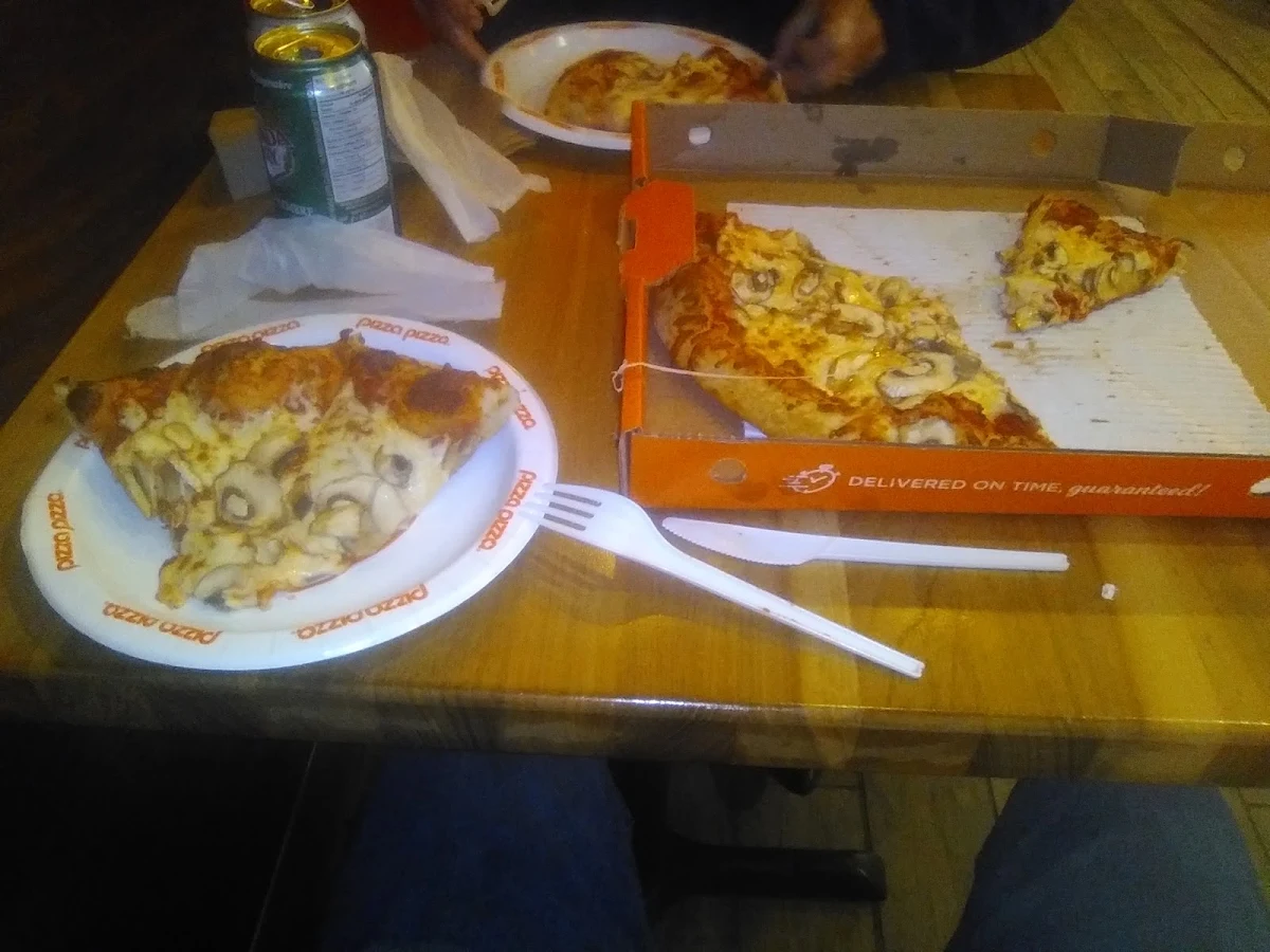 Pizza Moyenne Aux Champignons 7 99