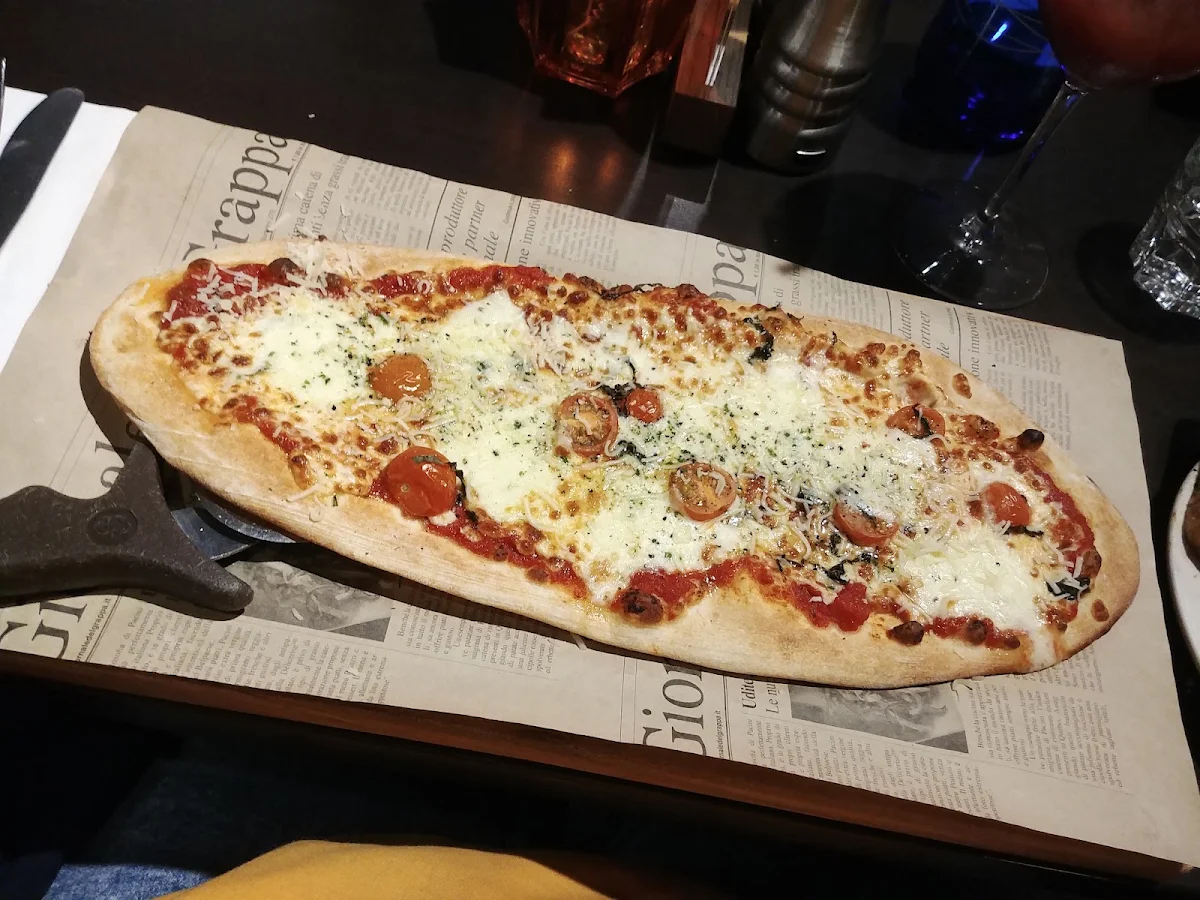 Pizza Pomodoro E Formaggio
