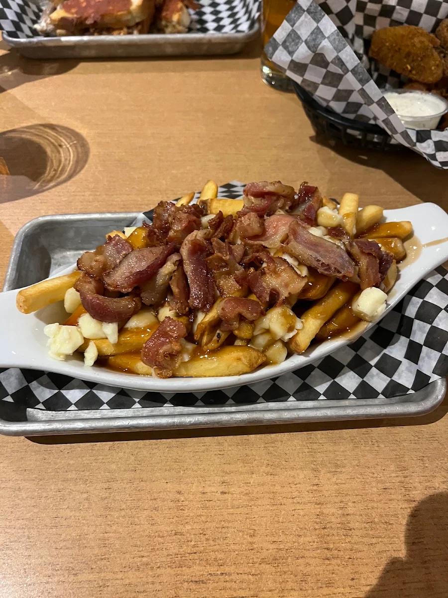 Bacon Poutine