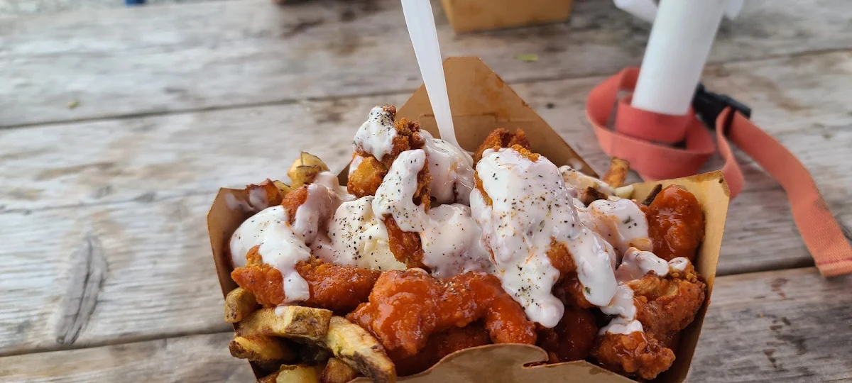 Buffalo Chicken Poutine