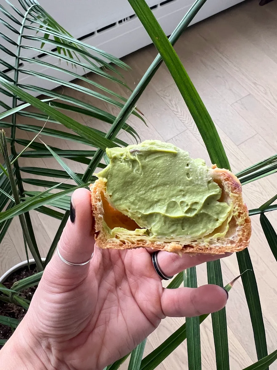 Matcha Cream Puffs
