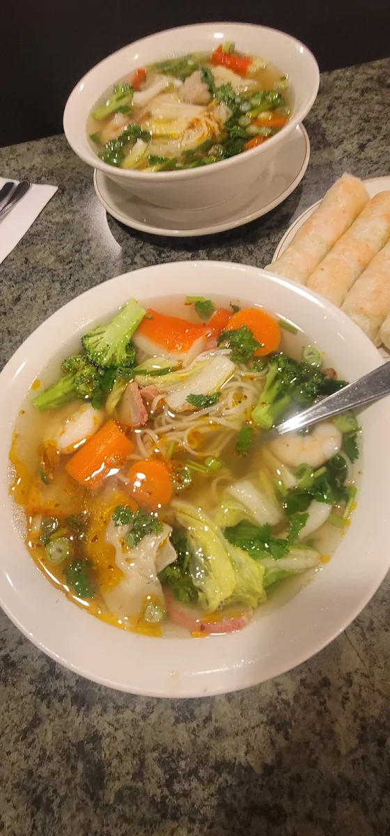 Wor Wonton with Seafood & Vegetables