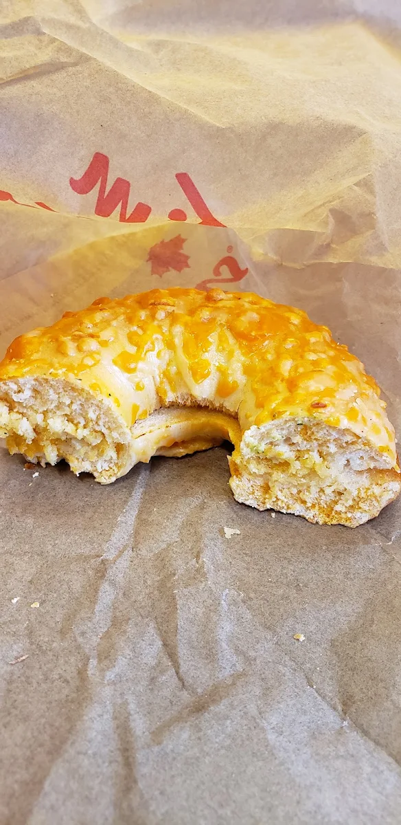 Cheese Bagel with Butter