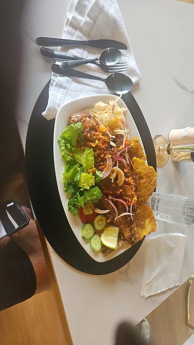 Highlights, Yumarrha’s Restaurant