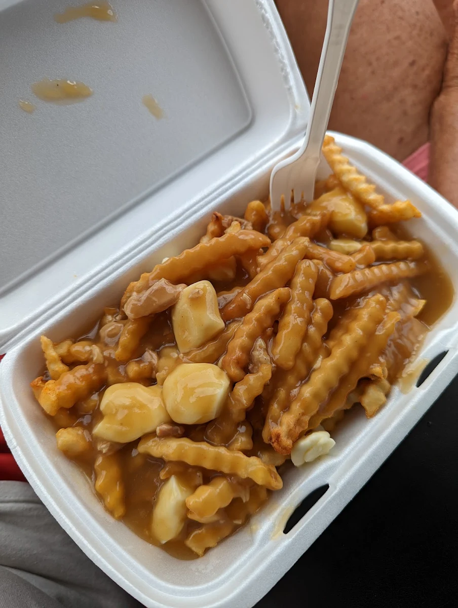 Poutine, Chicken Kingdom & Seafood