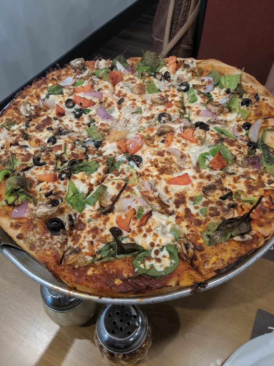 Chunky Vegetable Greek Pizza