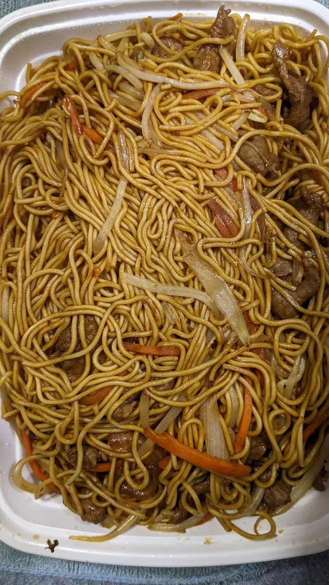 Szechuan Beef Lo Mein