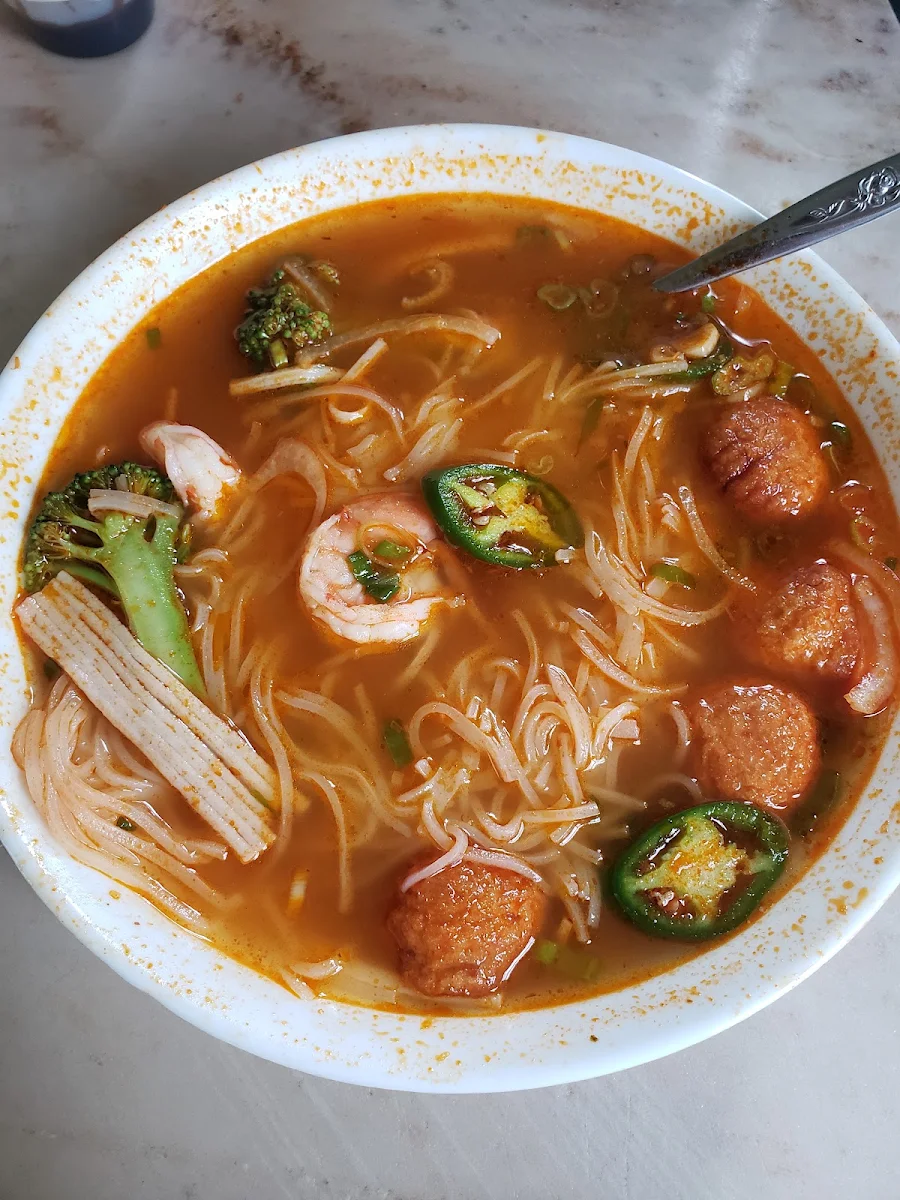 Hot and Sour Seafood Soup