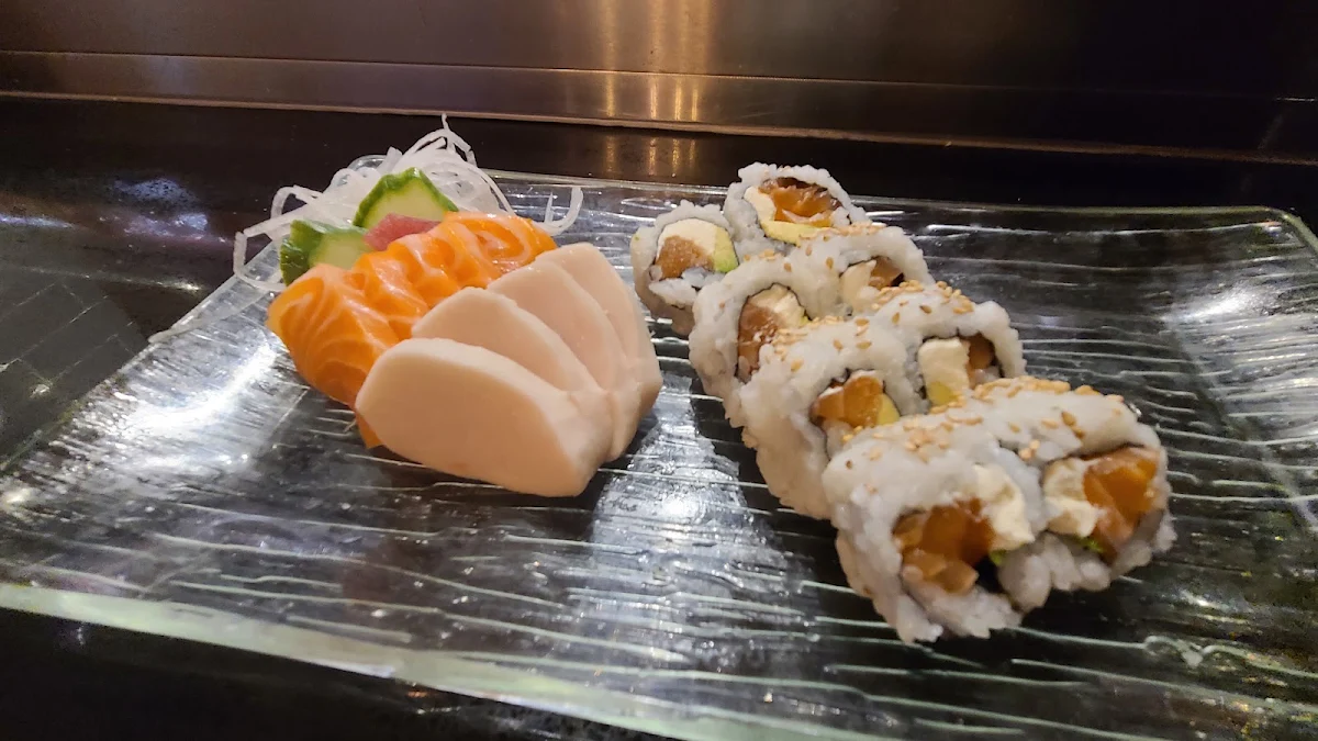 Salmon Roll