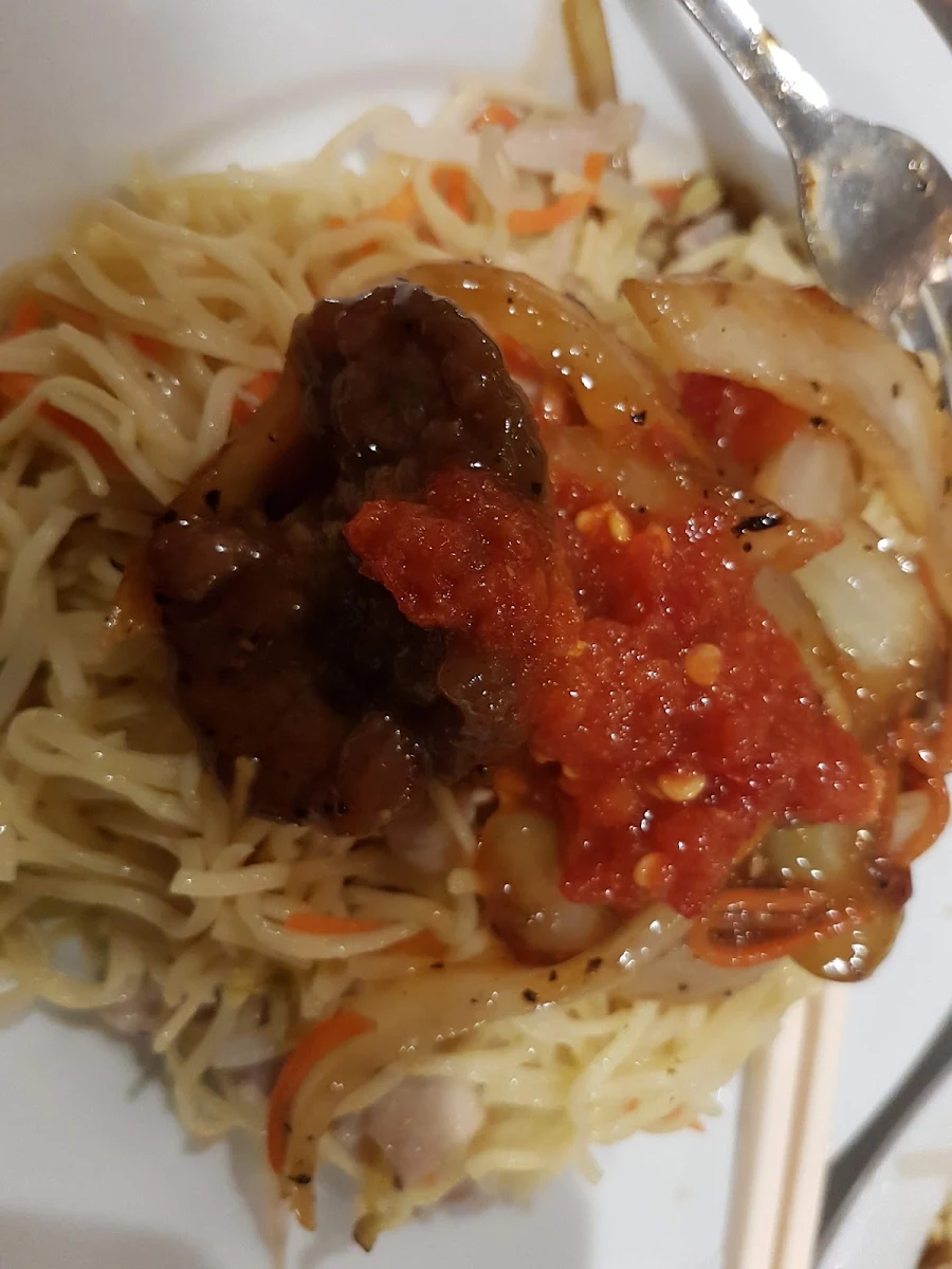 Beef & Tomato Chow Mein