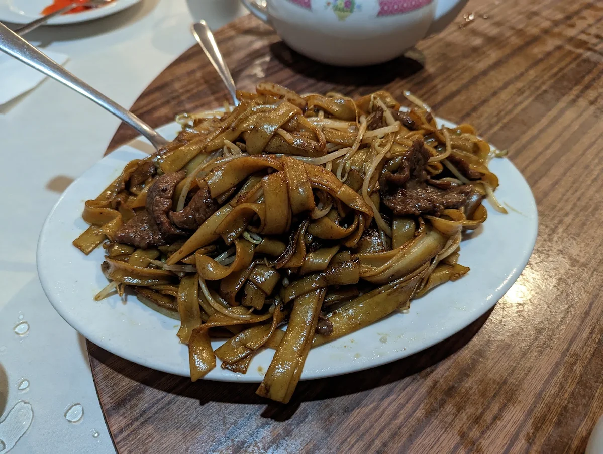 Sliced Beef Chow Fun with Soya Sauce