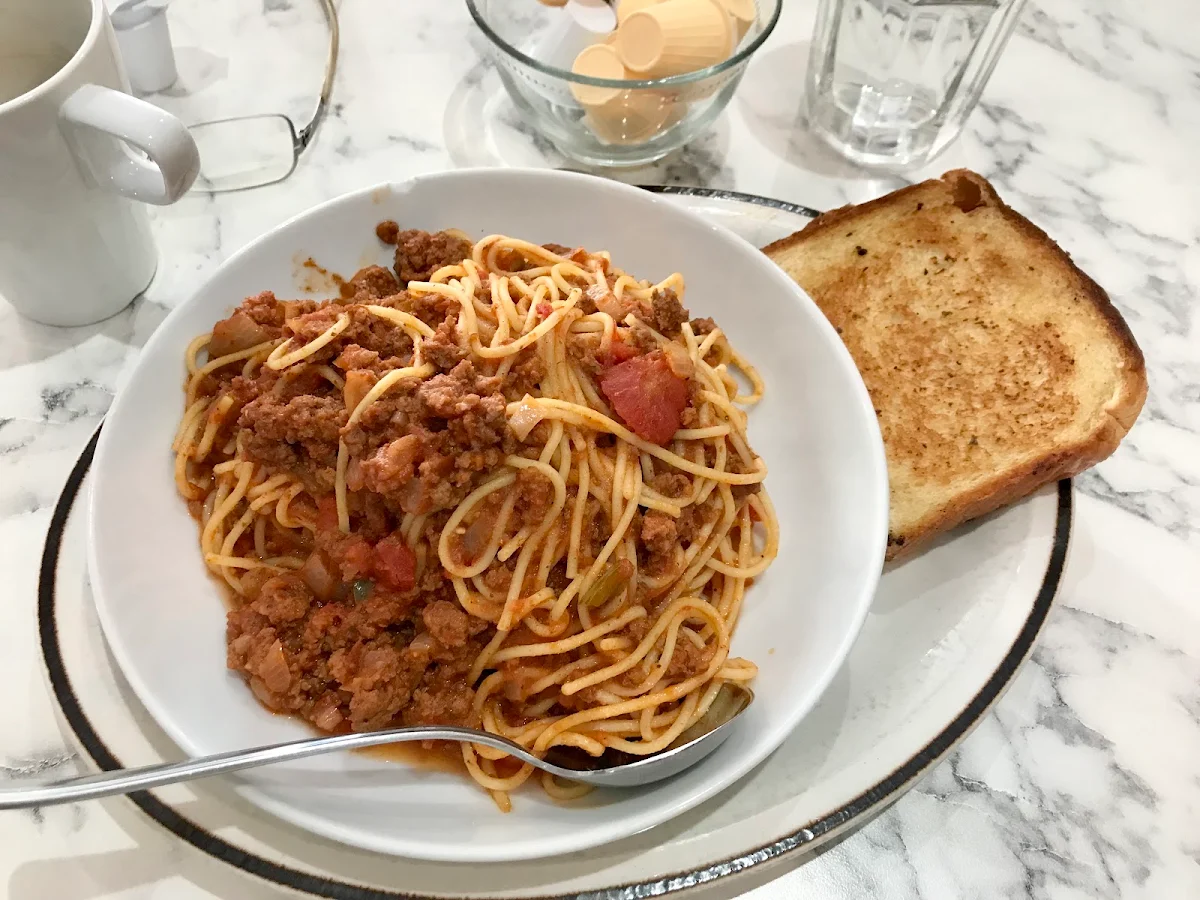 Spaghetti and Meat Sauce