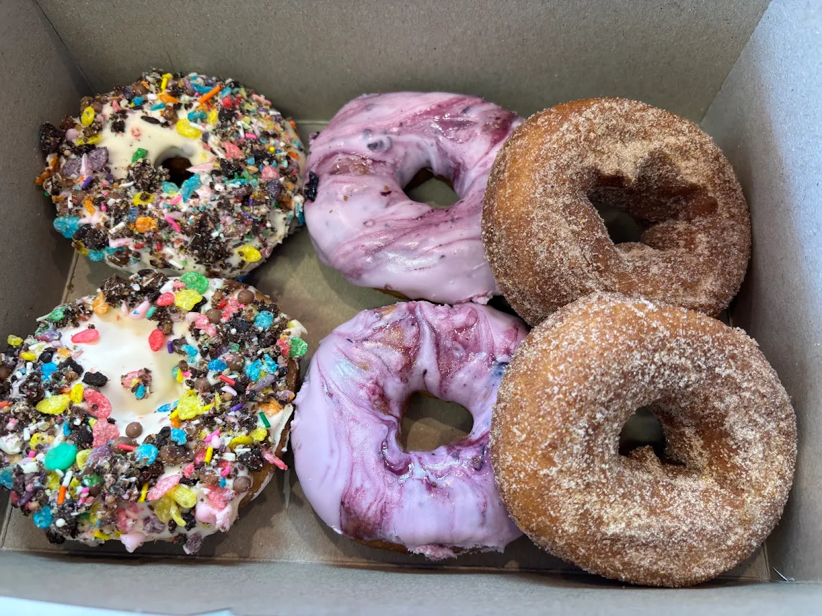 Highlights, Vegas Donuts