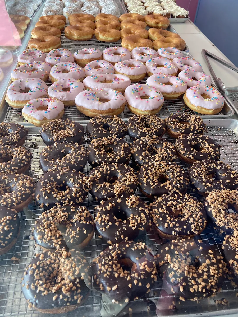 Highlights, Vegas Donuts