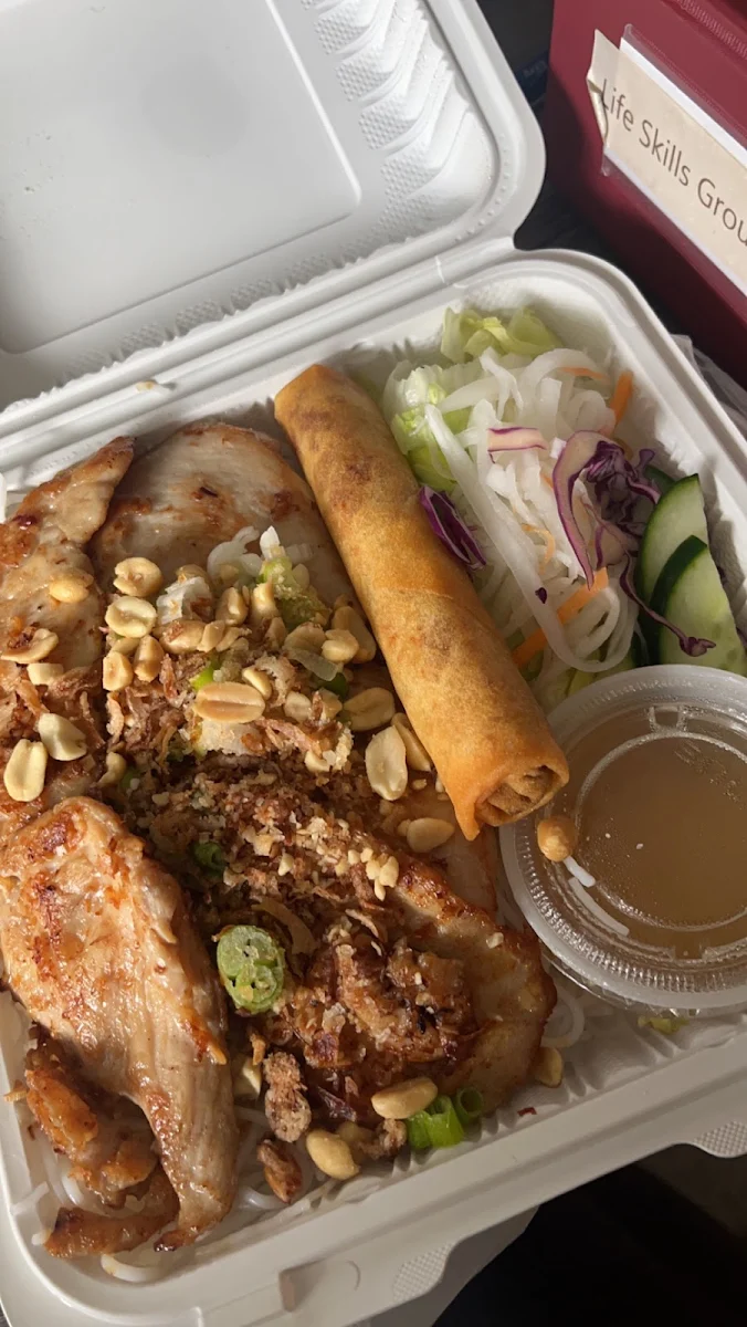 Lemongrass Grilled Chicken with Vermicelli