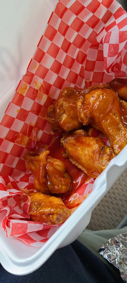 Highlights, Wings N Things