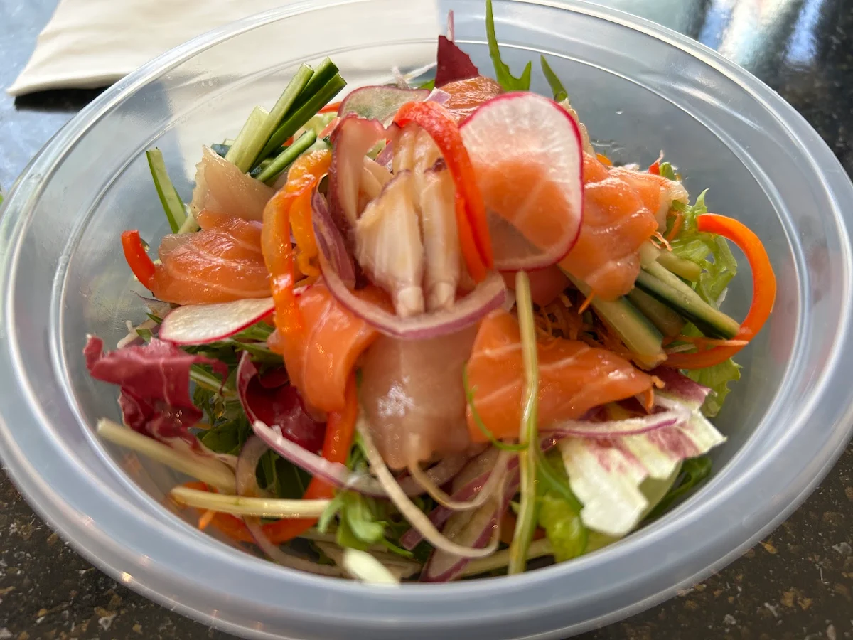 Sashimi Salad