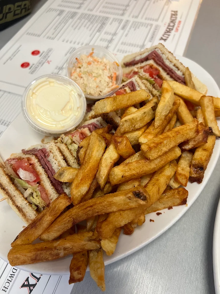 Club Viande Fumée Smoked Meat Club