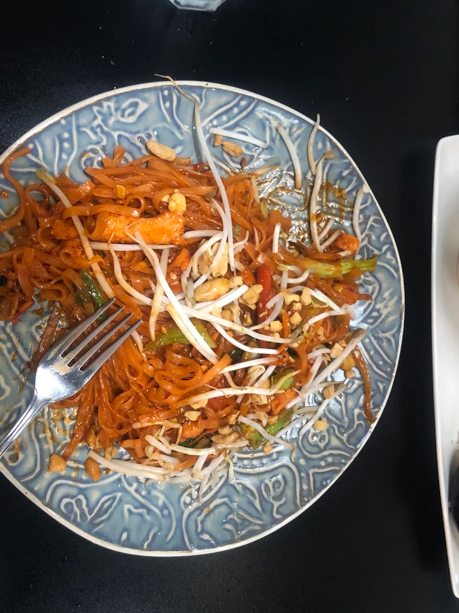 Chicken Pad Thai Chicken