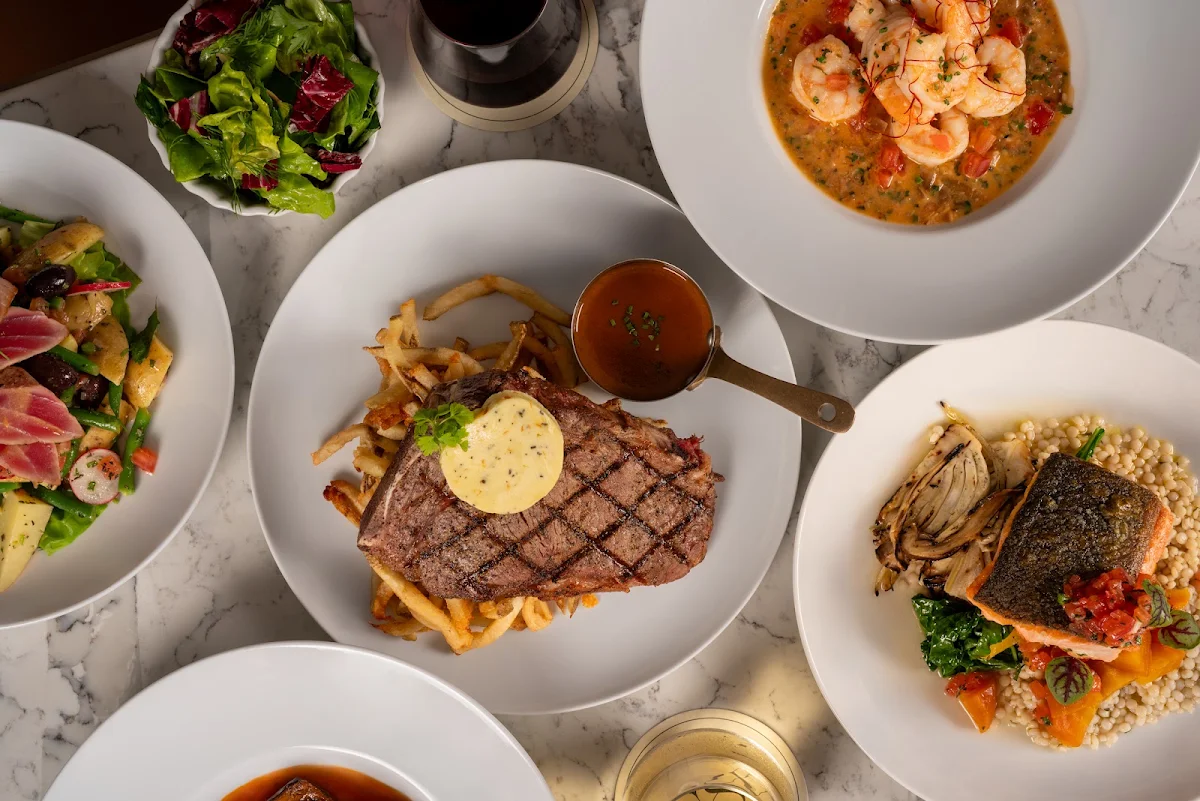Highlights, Muse Bistro + Bar