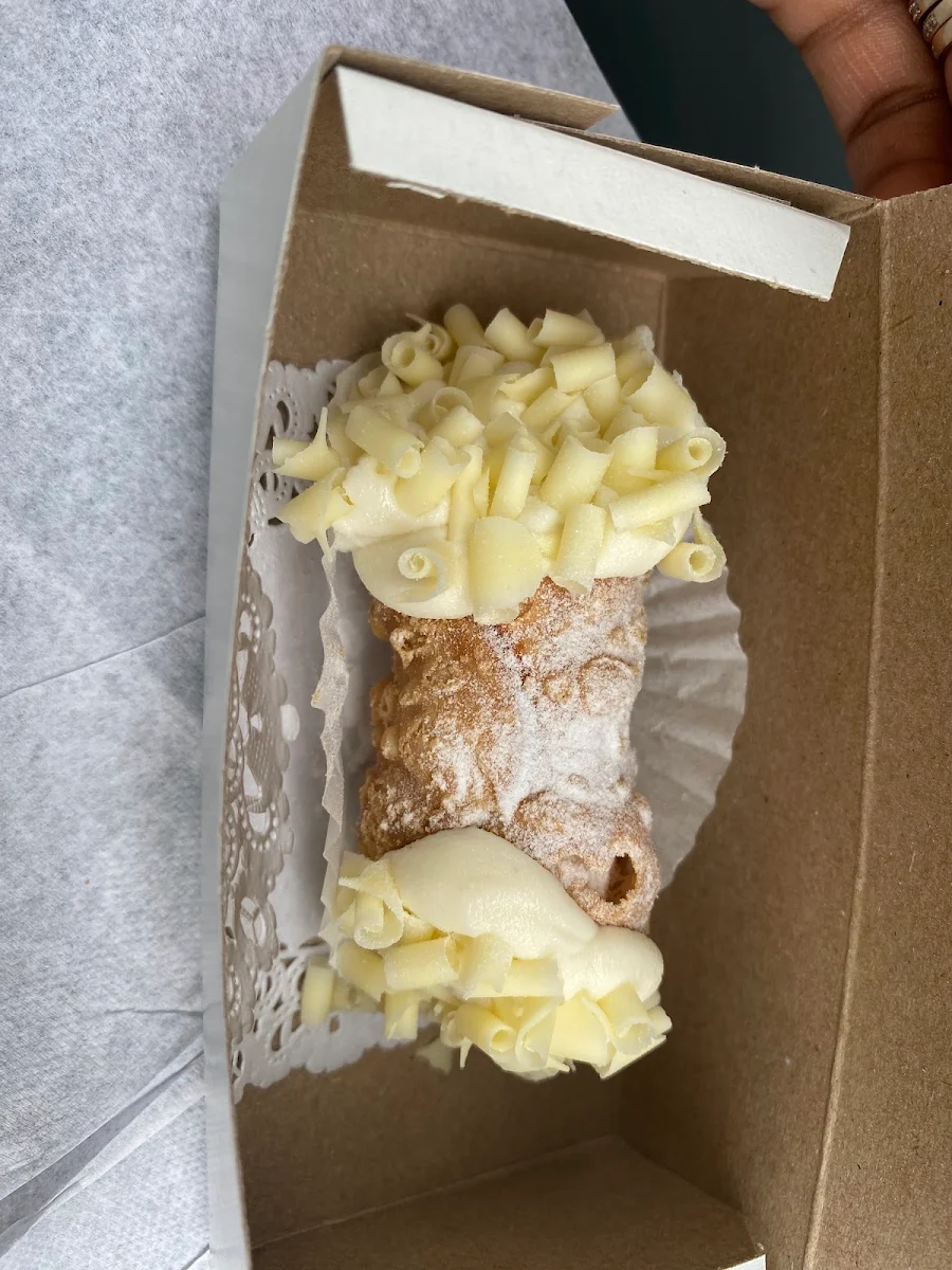 Cannoli 2 Pieces